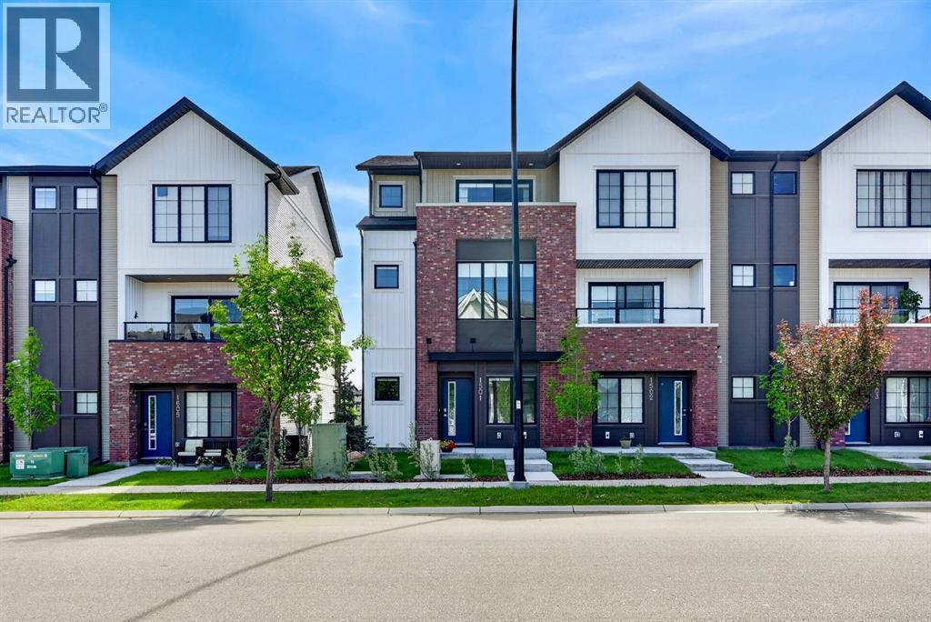 1501, 201 Cooperswood Green SW, Airdrie, Alberta  T4B 5R2 - Photo 2 - A2318925