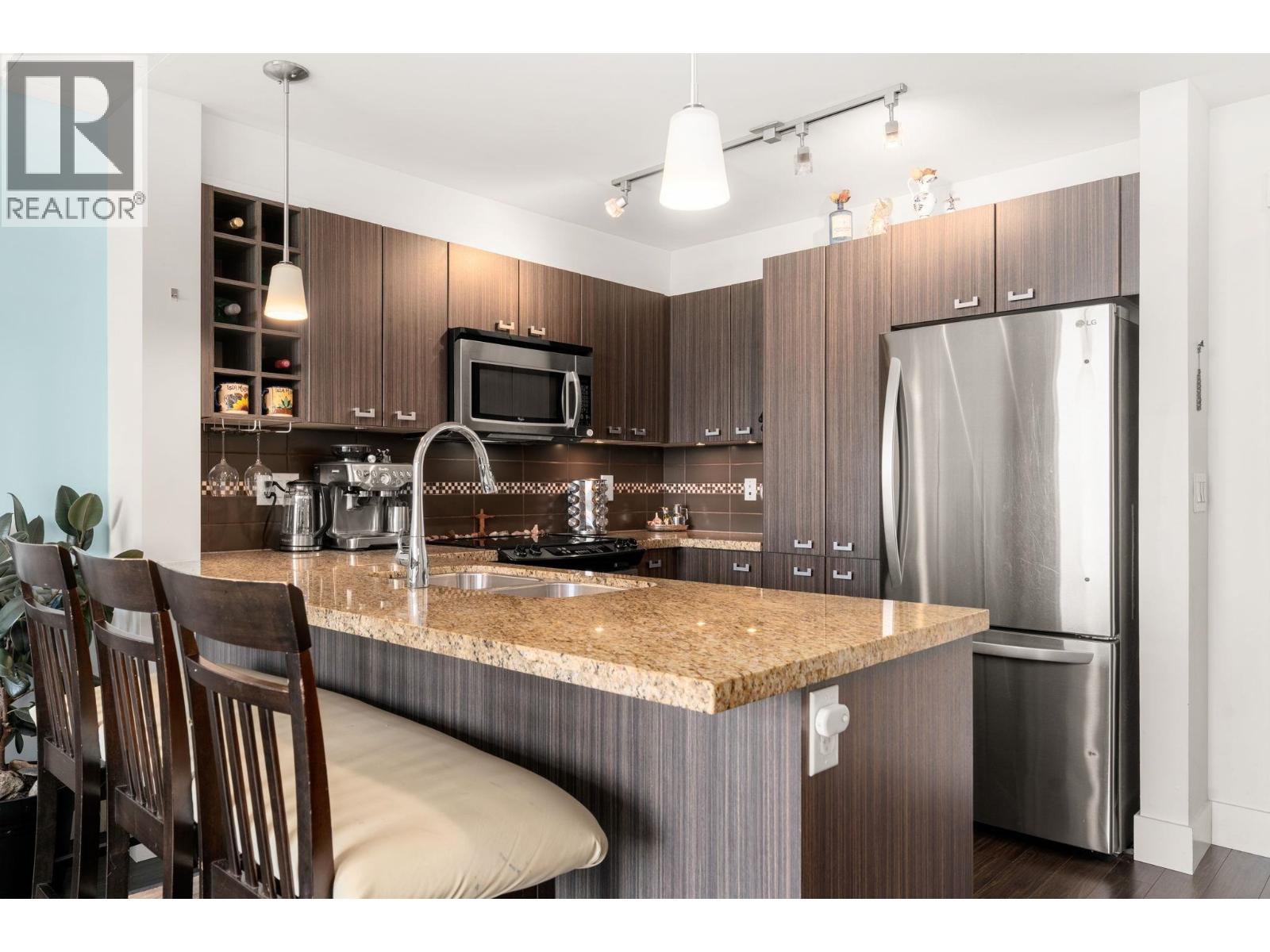 302 709 12th Street, New Westminster, British Columbia  V3M 4J7 - Photo 9 - R3150518