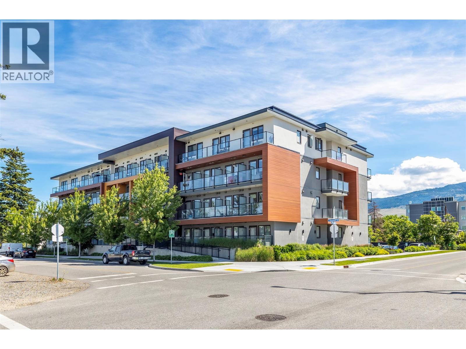 345 Dougall Road N Unit# 201, Kelowna, British Columbia  V1X 0A8 - Photo 1 - 10390596