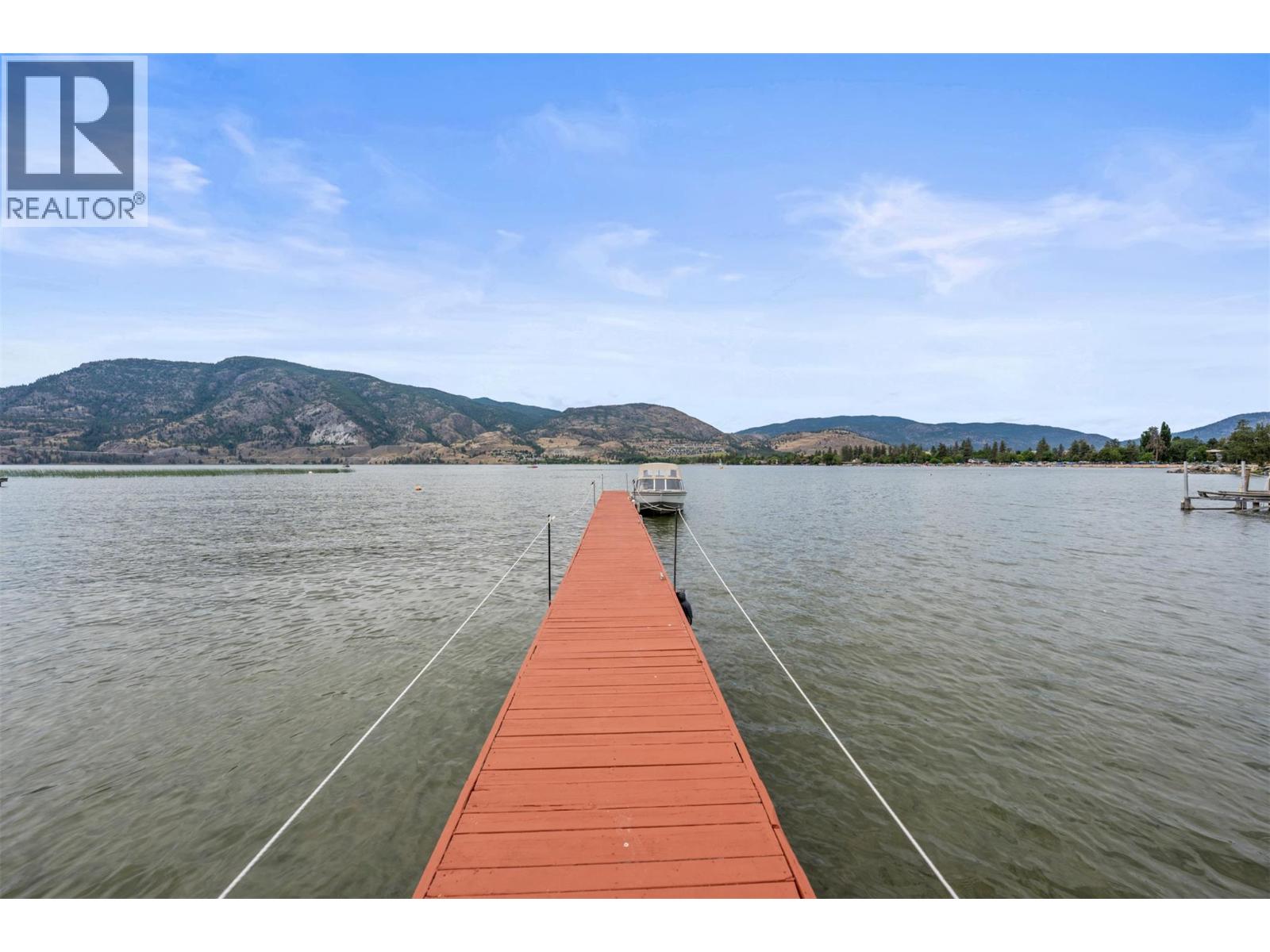 3939 Lakeside Road, Penticton, British Columbia  V2A 8W1 - Photo 5 - 10387249