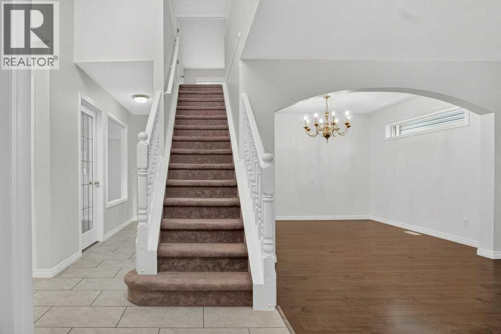 338 Panamount Drive NW, Calgary, Alberta  T3K 5M1 - Photo 27 - A2326109