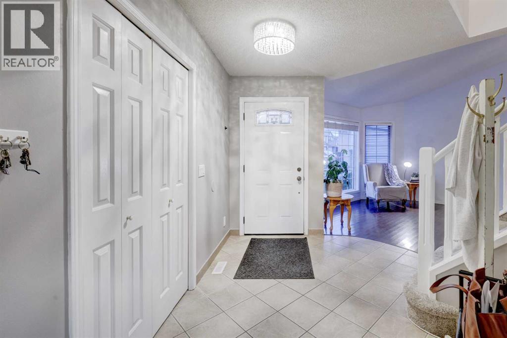 215 Arbour Ridge Way NW, Calgary, Alberta  T3G 3Z3 - Photo 3 - A2334298