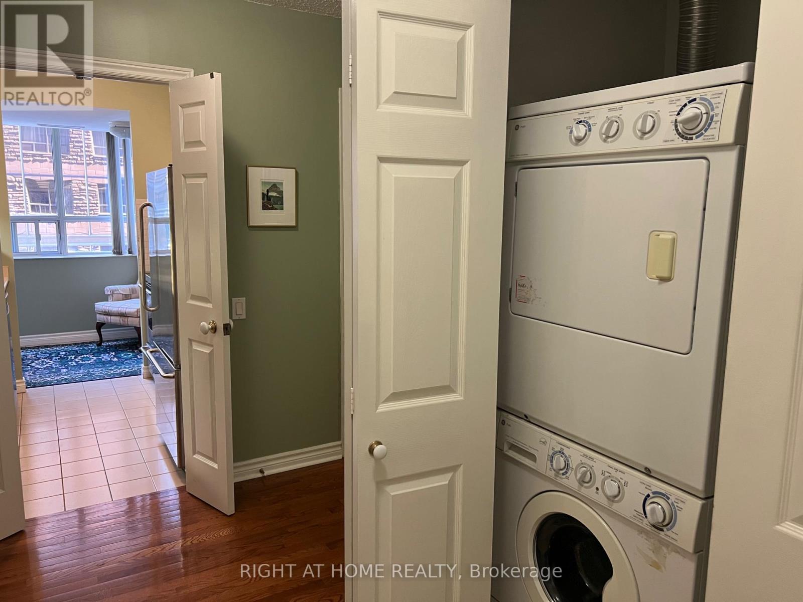 705 - 71 Simcoe Street, Toronto, Ontario  M5J 2S9 - Photo 7 - C13643006