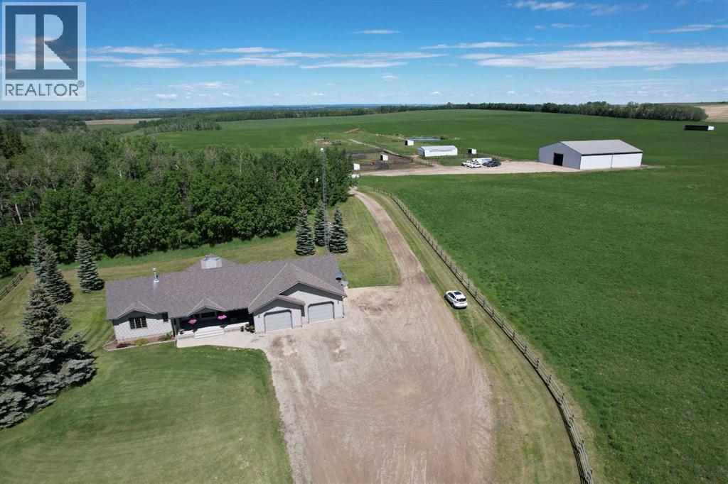 2054 Township Road 342 Township, Rural Red Deer County, Alberta  T0M 0K0 - Photo 2 - A2320269