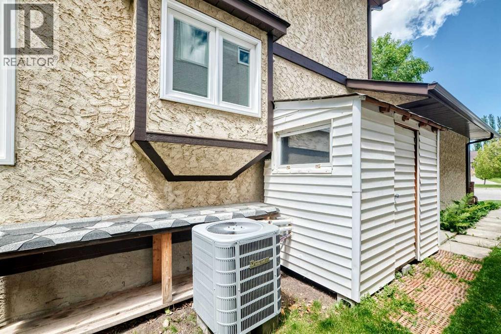 416 Hawkhill Place NW, Calgary, Alberta  T3G 3H8 - Photo 49 - A2326475