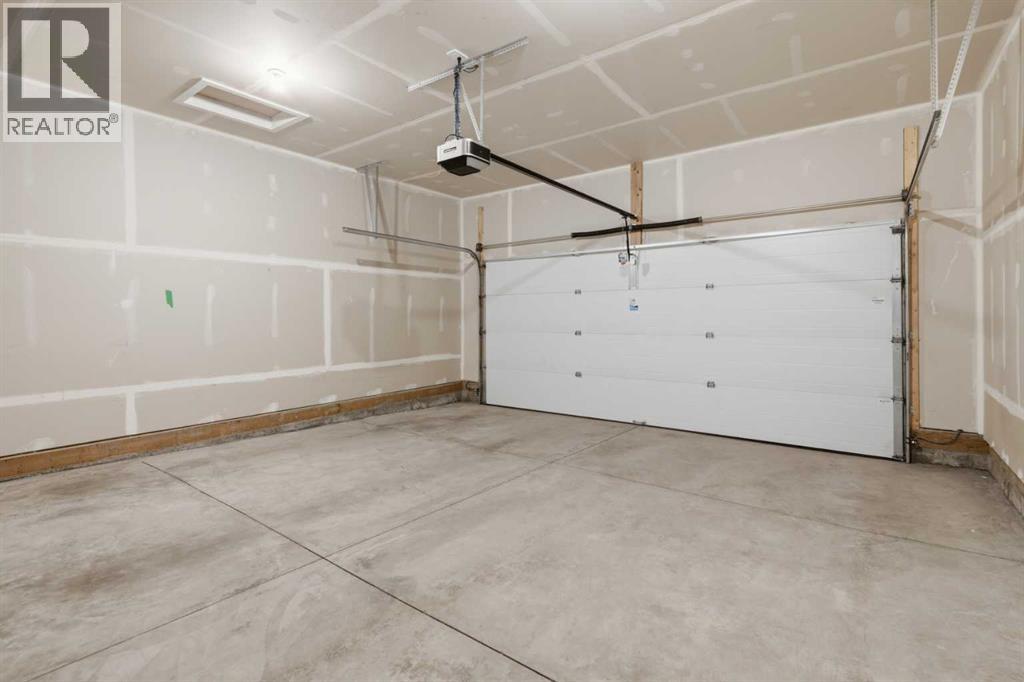 199 Carringham Road Nw, Calgary, Alberta  T3P 1V4 - Photo 22 - A2334788