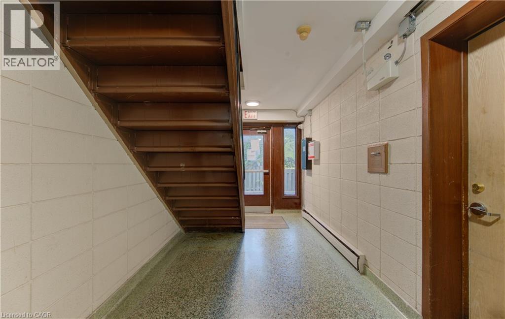 50 Gordon Avenue, Kitchener, Ontario  N2H 1N8 - Photo 5 - 40853726