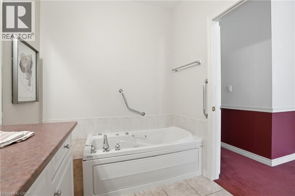 58 Glendale Avenue Unit# 12, St. Catharines, Ontario  L2T 2J3 - Photo 16 - 40836901
