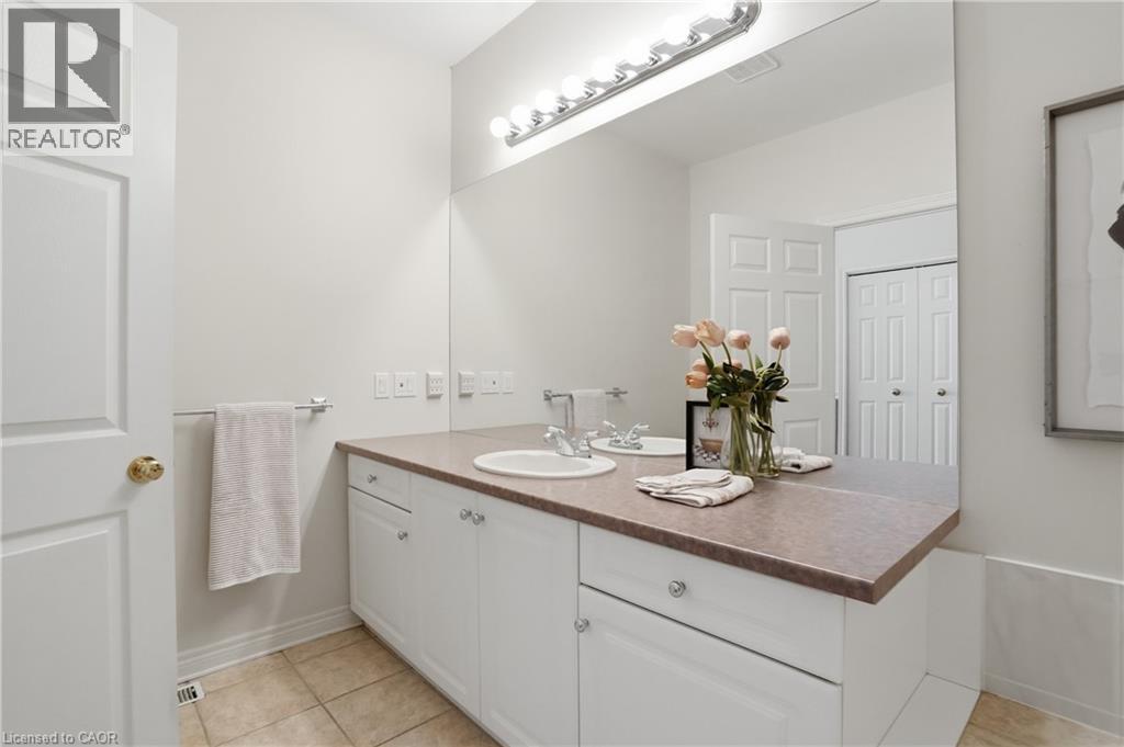 58 Glendale Avenue Unit# 12, St. Catharines, Ontario  L2T 2J3 - Photo 17 - 40836901