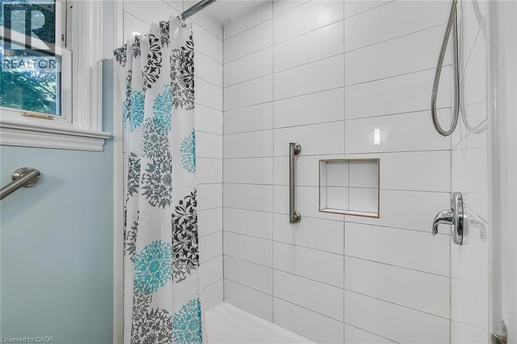 17 Orchard Crescent, Guelph, Ontario  N1E 1W9 - Photo 20 - 40843500