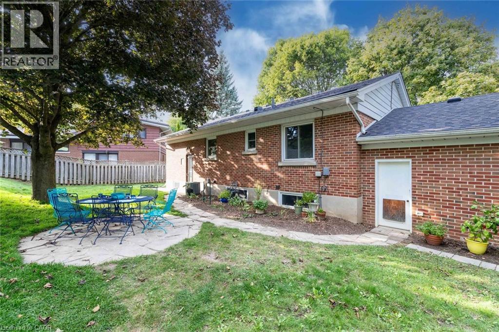 17 Orchard Crescent, Guelph, Ontario  N1E 1W9 - Photo 38 - 40843500