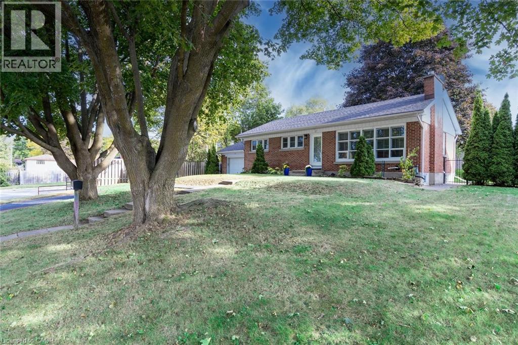 17 Orchard Crescent, Guelph, Ontario  N1E 1W9 - Photo 2 - 40843500