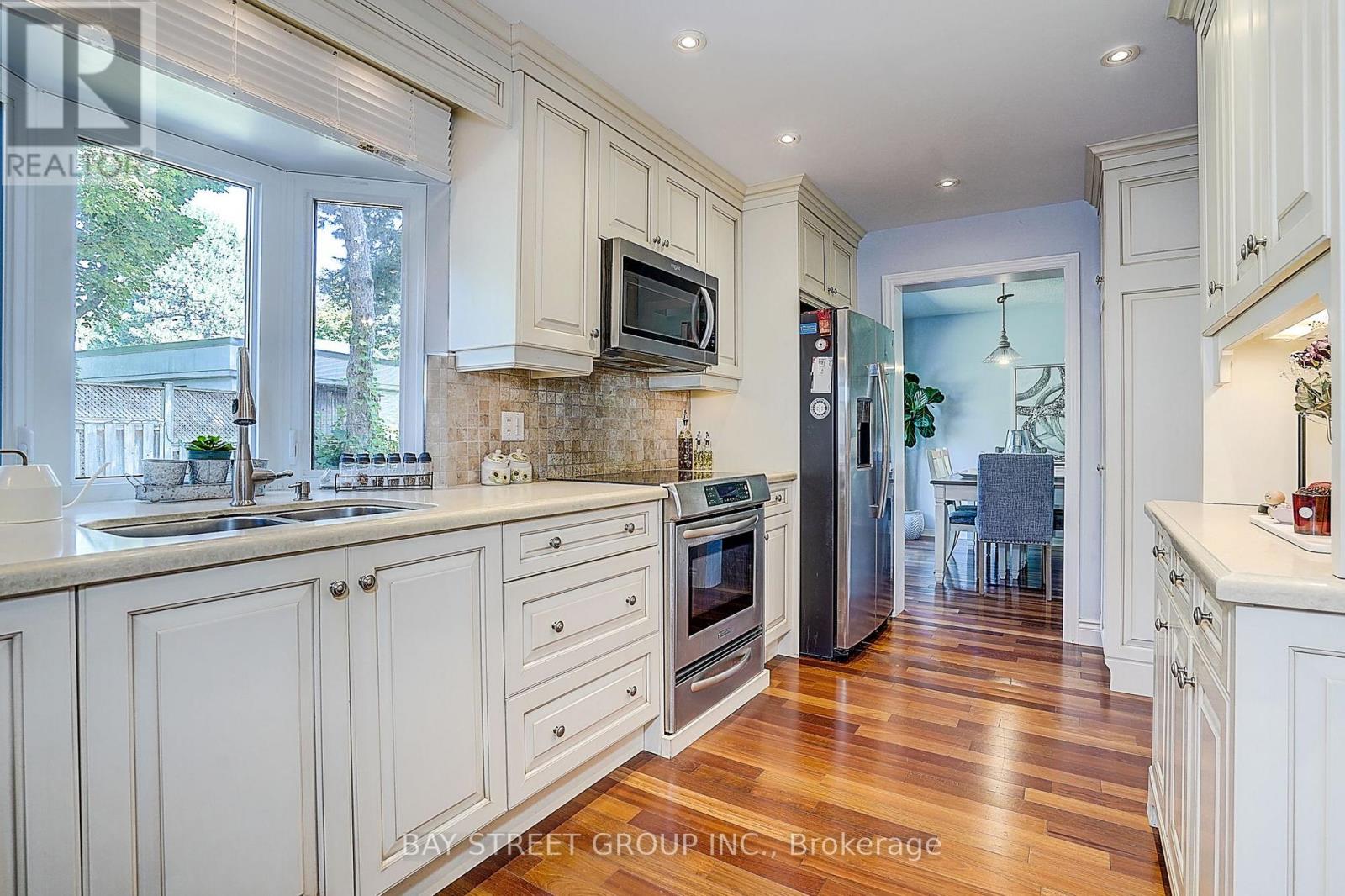 6 Caravan Drive, Toronto, Ontario  M3B 1N1 - Photo 23 - C13643048
