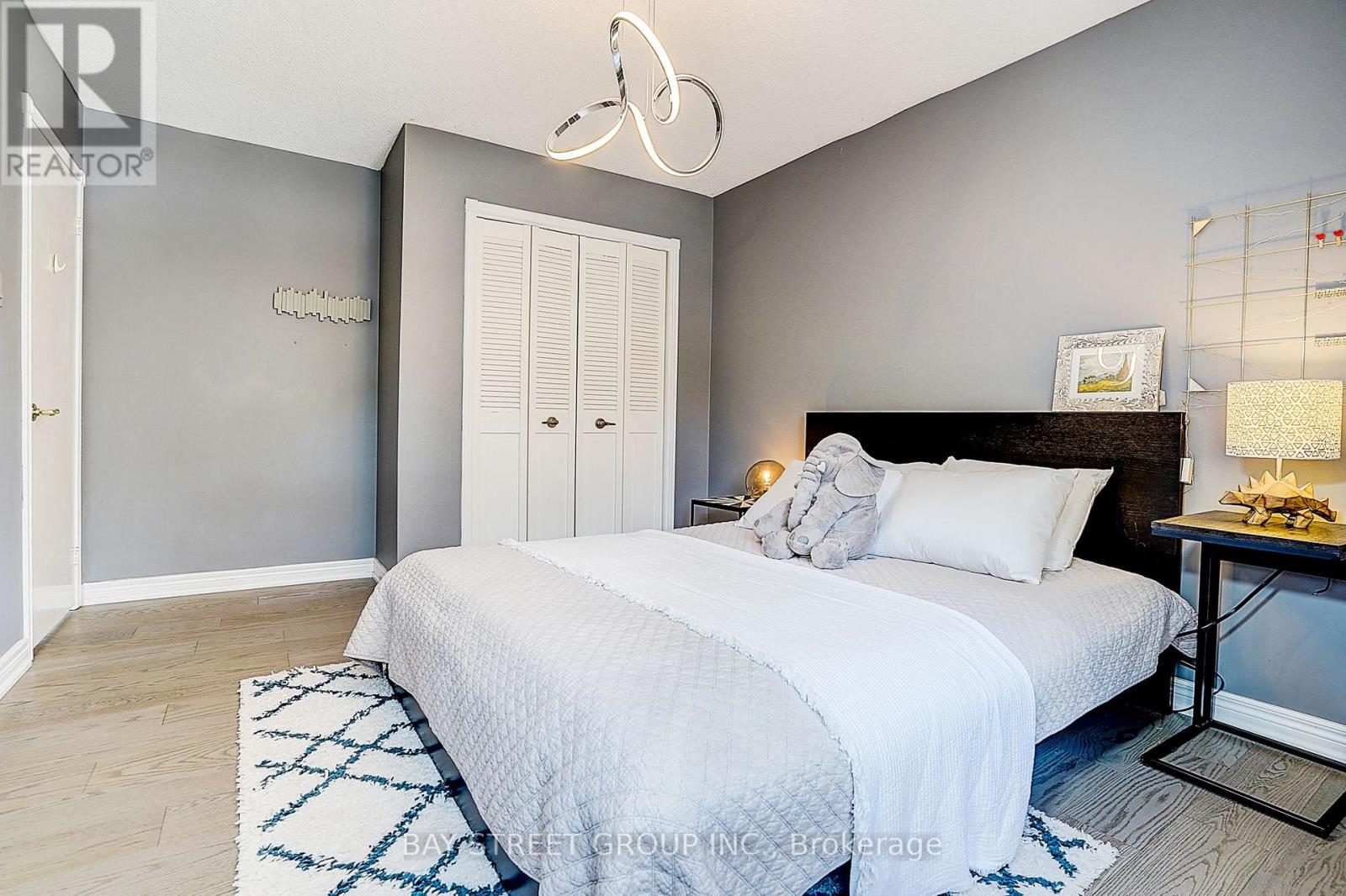 6 Caravan Drive, Toronto, Ontario  M3B 1N1 - Photo 34 - C13643048