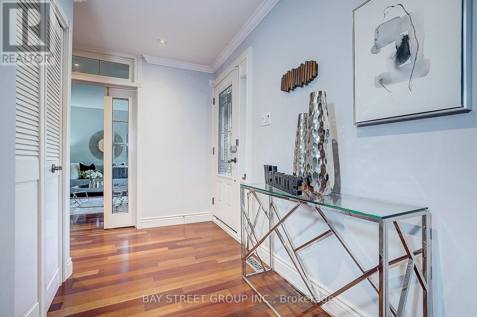6 Caravan Drive, Toronto, Ontario  M3B 1N1 - Photo 4 - C13643048