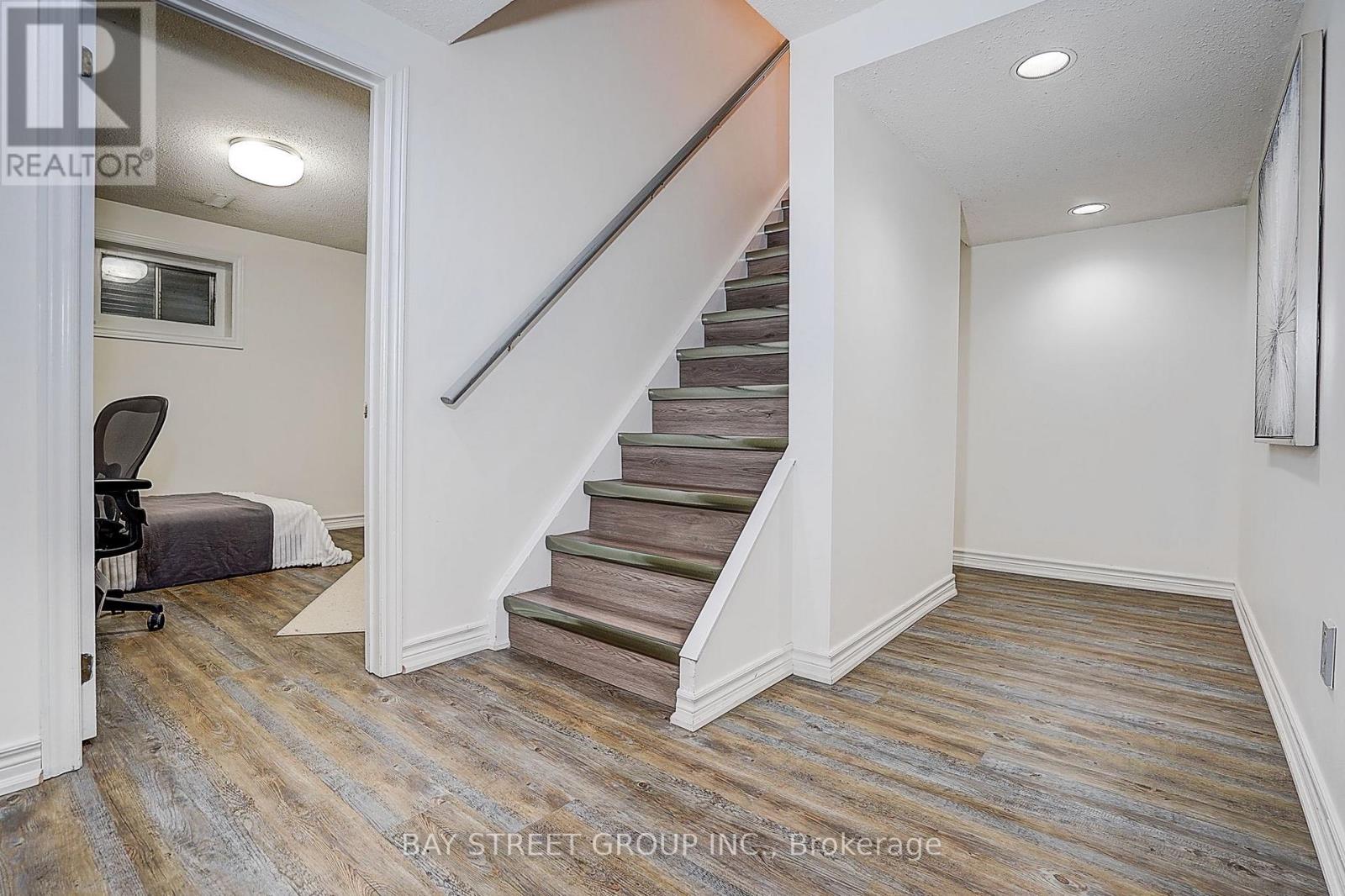 6 Caravan Drive, Toronto, Ontario  M3B 1N1 - Photo 41 - C13643048