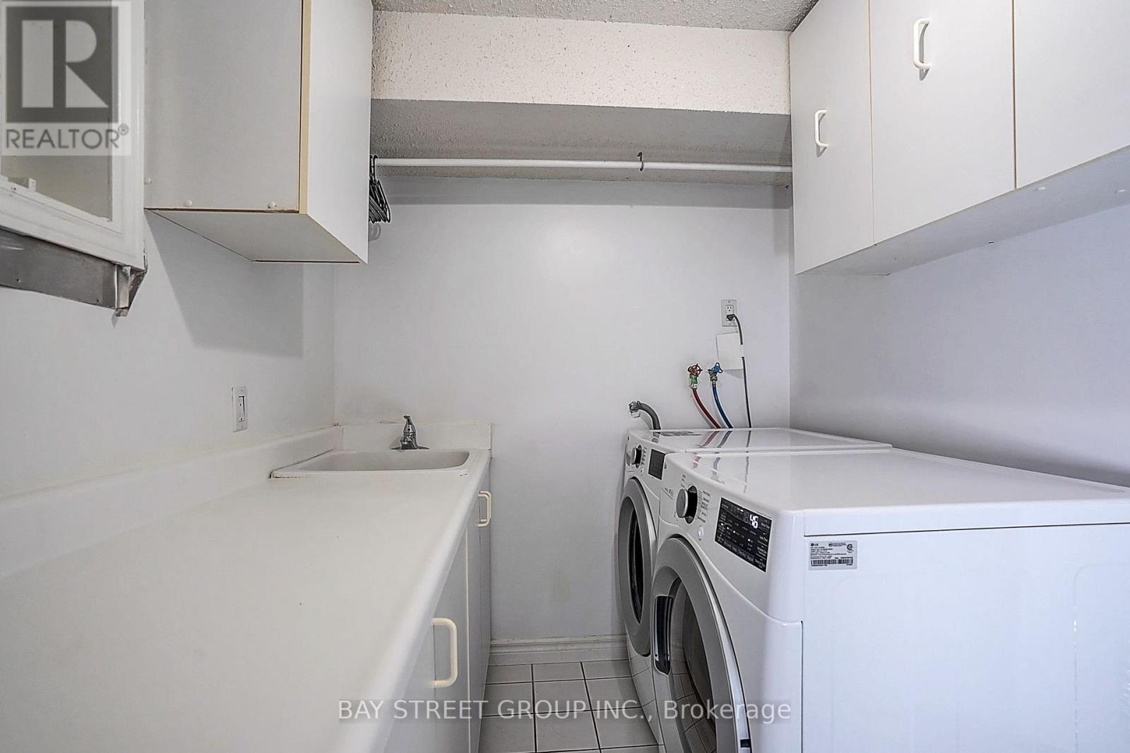 6 Caravan Drive, Toronto, Ontario  M3B 1N1 - Photo 47 - C13643048