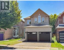 35 FORMOSA DRIVE, Richmond Hill, Ontario