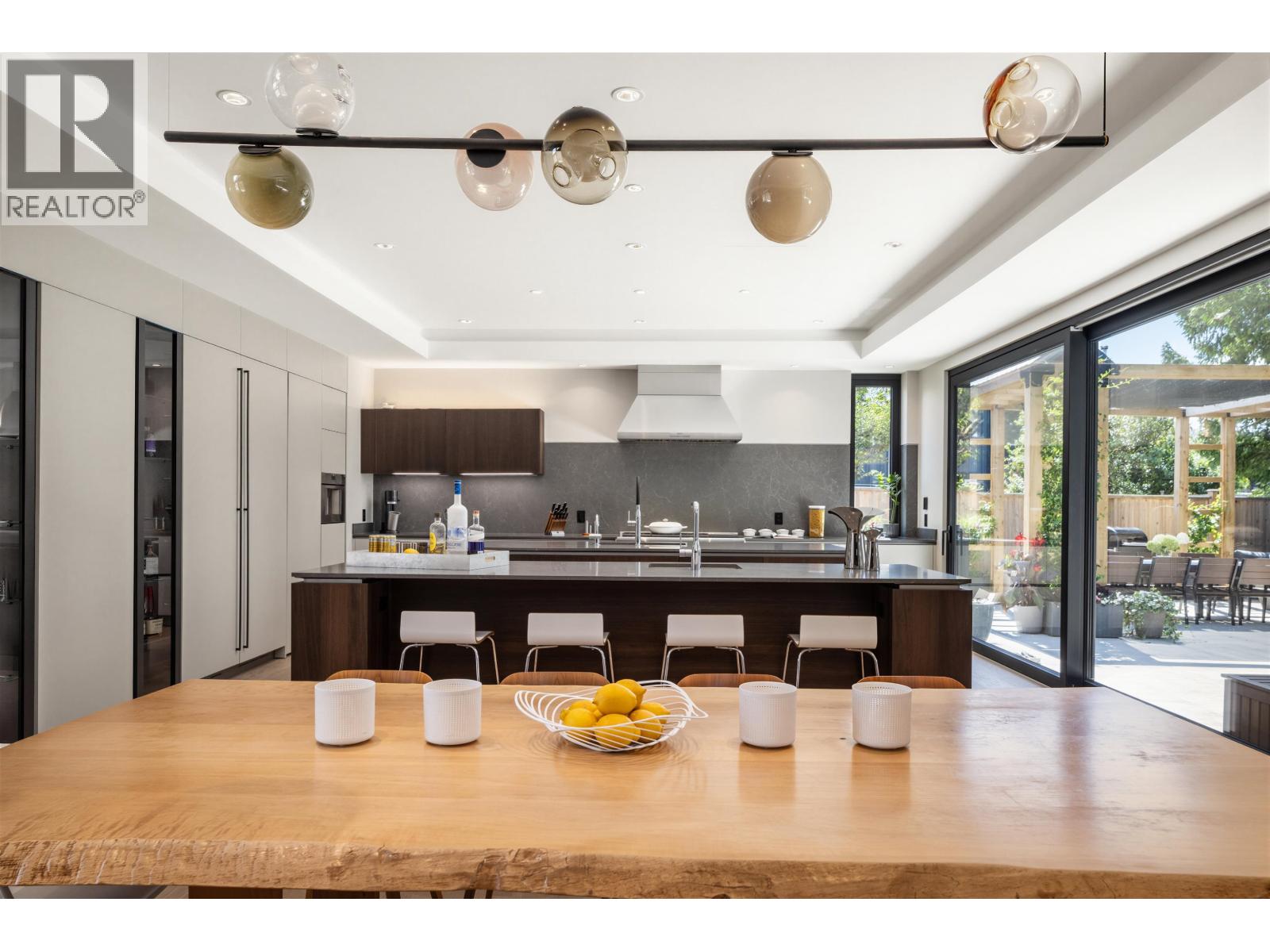 6320 Yeats Crescent, Richmond, British Columbia V7E 4C9 - Photo 6 - R3147335