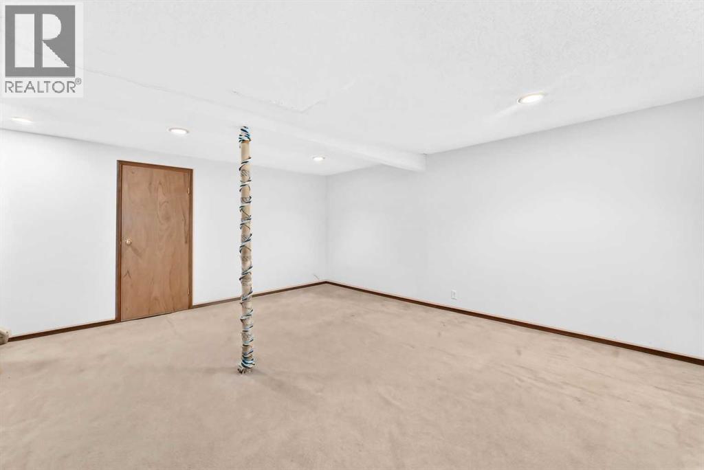 136 Midlawn Close SE, Calgary, Alberta  T2X 1A8 - Photo 31 - A2334441