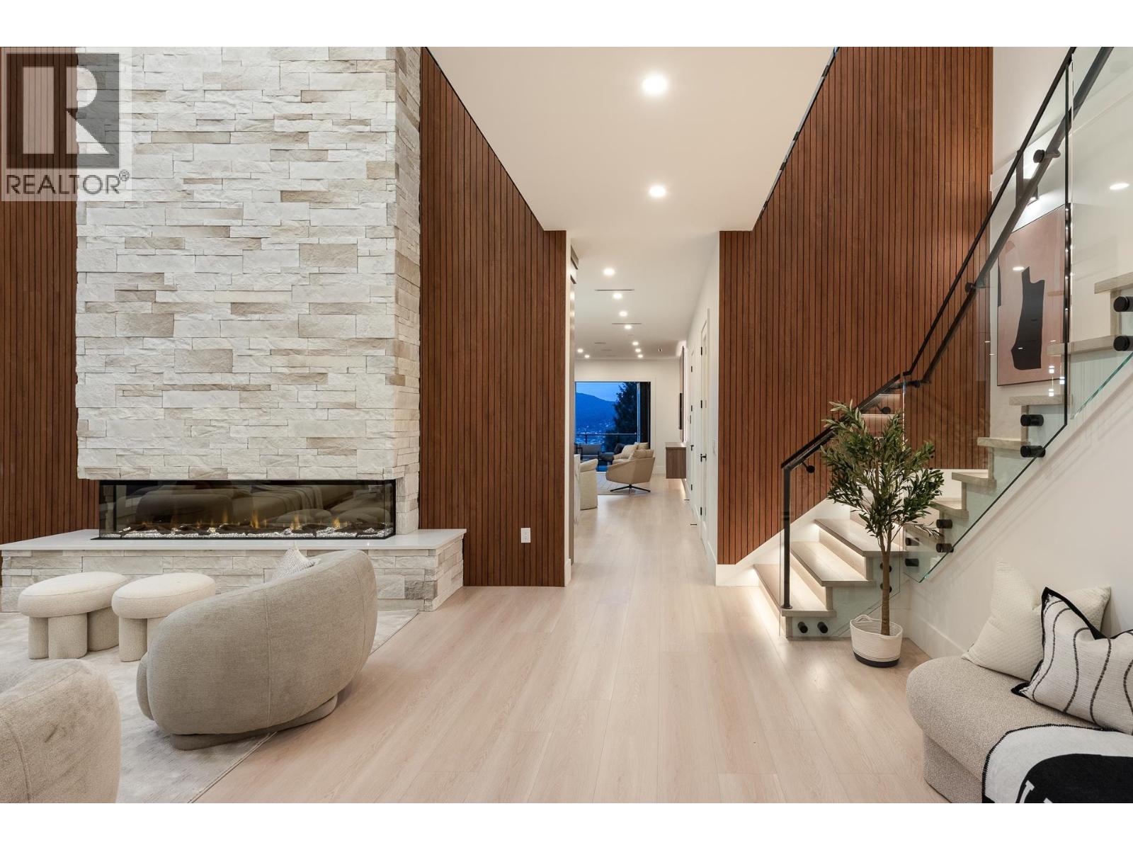 1034 Gatensbury Road, Port Moody, British Columbia  V3H 2P2 - Photo 8 - R3146212