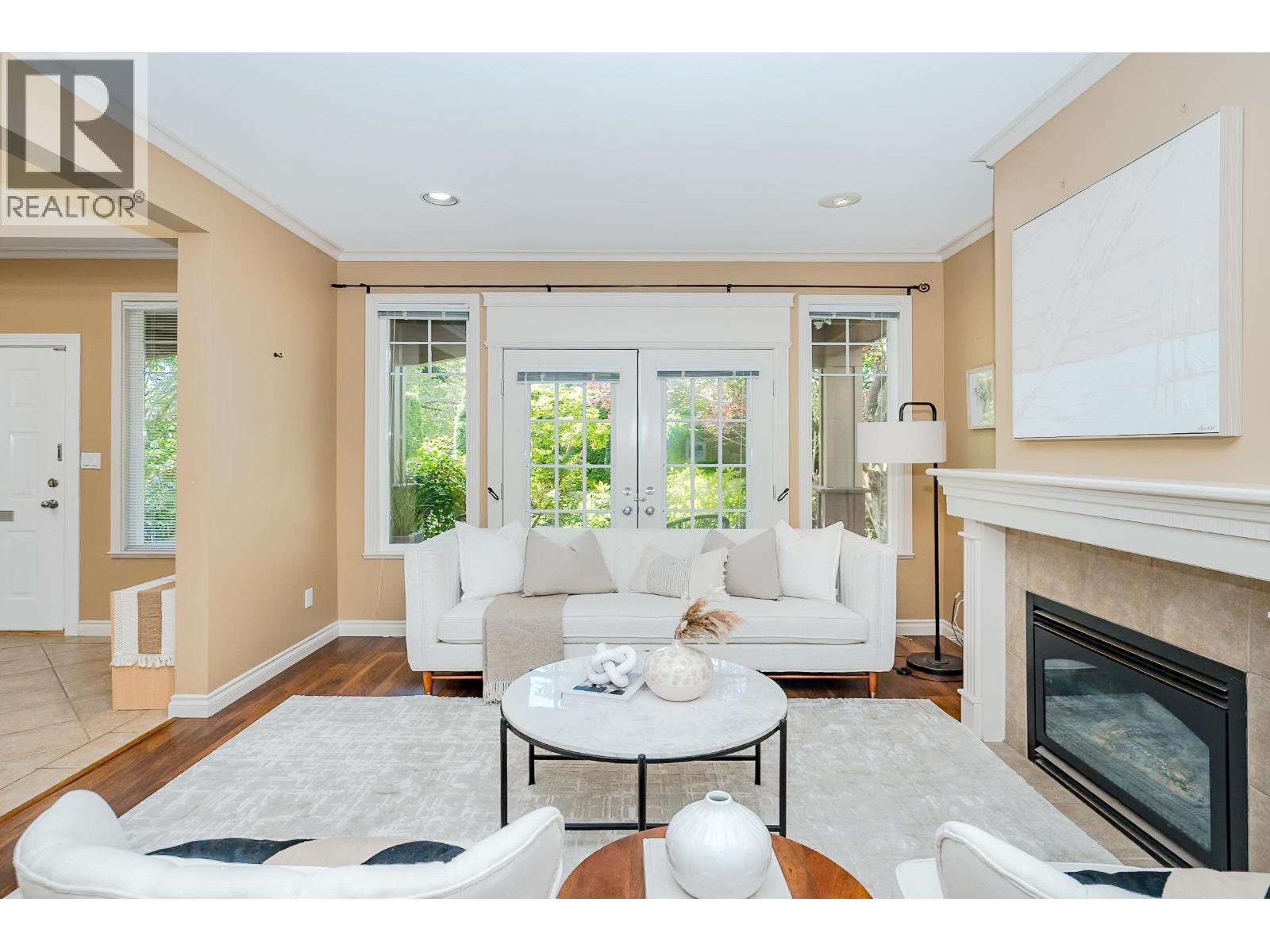 3933 Garry Street, Richmond, British Columbia  V7E 2T7 - Photo 4 - R3133968