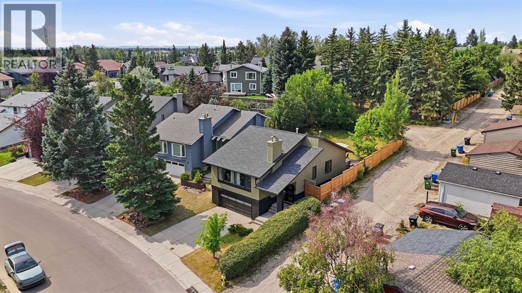 111 Coachwood Crescent SW, Calgary, Alberta  T3H 1C2 - Photo 42 - A2335109