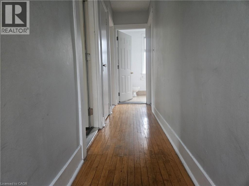 35 Kingsmount Street N Unit# 2, Hamilton, Ontario  L8S 3L2 - Photo 17 - 40826060