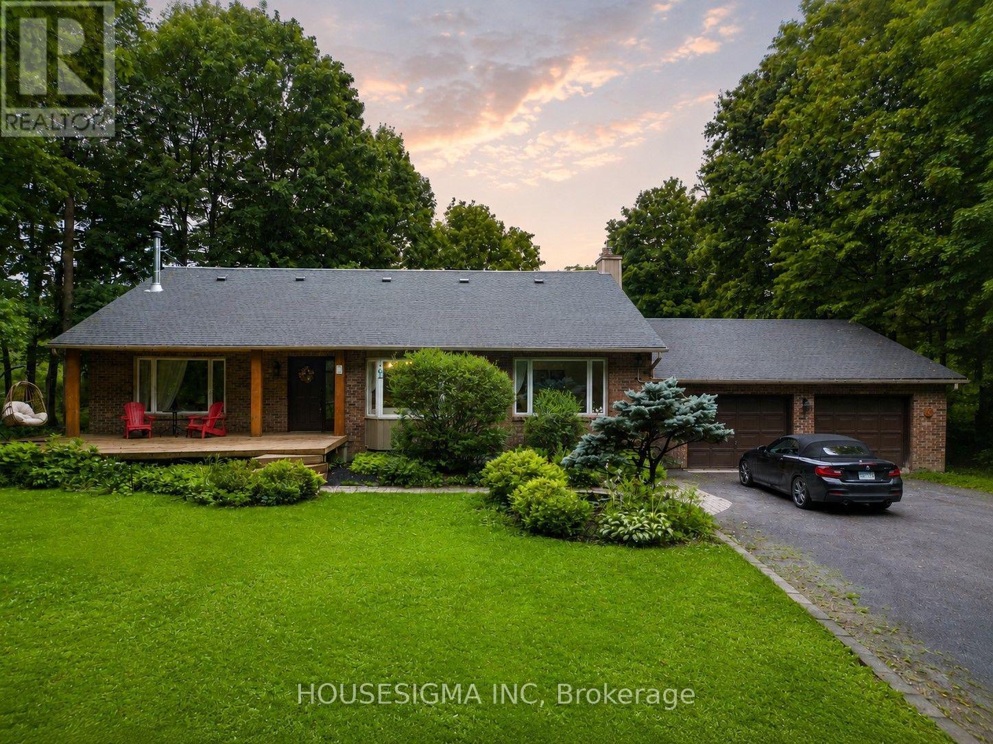 1437 Huntmar Drive, Ottawa, Ontario  K0A 1L0 - Photo 2 - X13643080