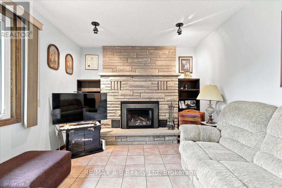 33 Demille Street, Stratford, Ontario  N4Z 1C5 - Photo 20 - X13643072