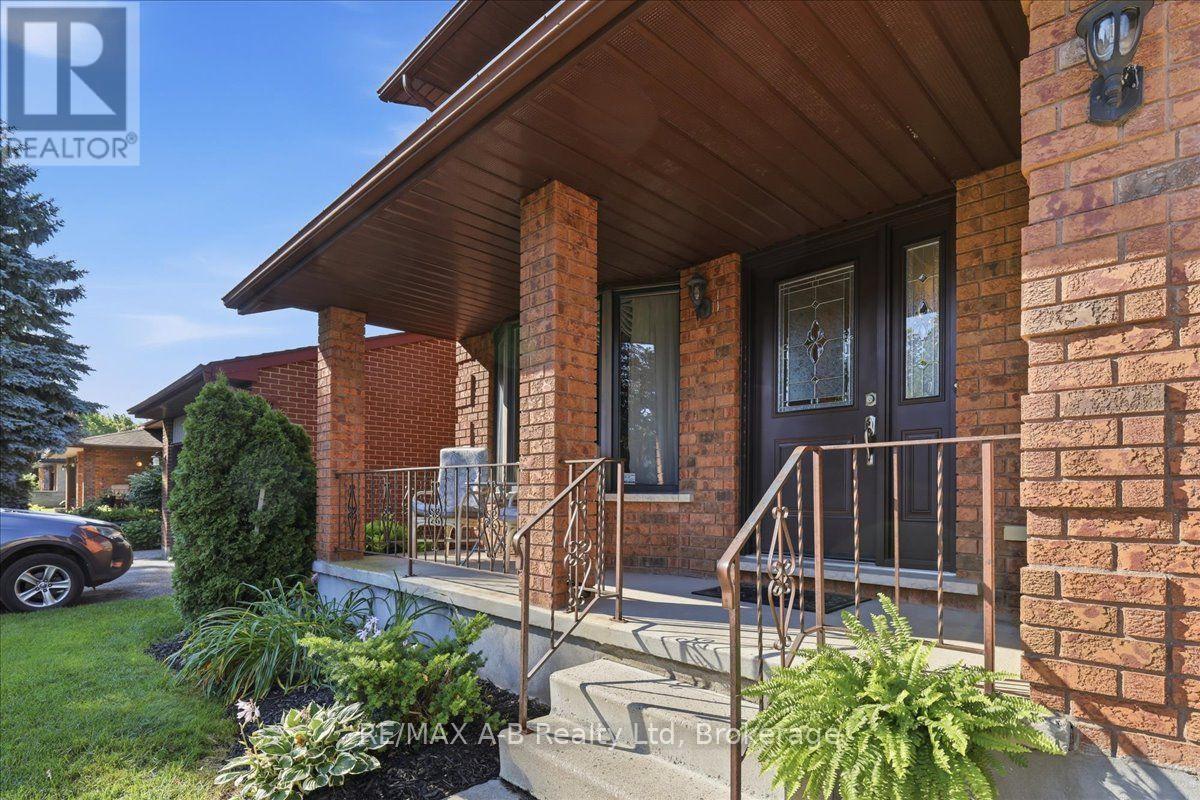 33 Demille Street, Stratford, Ontario  N4Z 1C5 - Photo 4 - X13643072