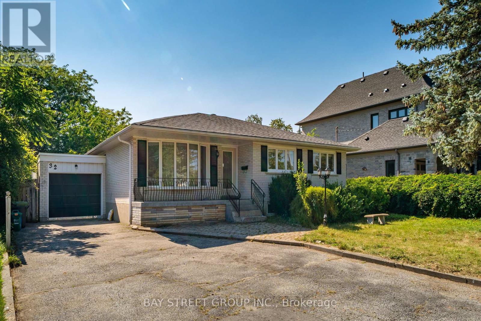 32 ALANADALE AVENUE, Markham, Ontario