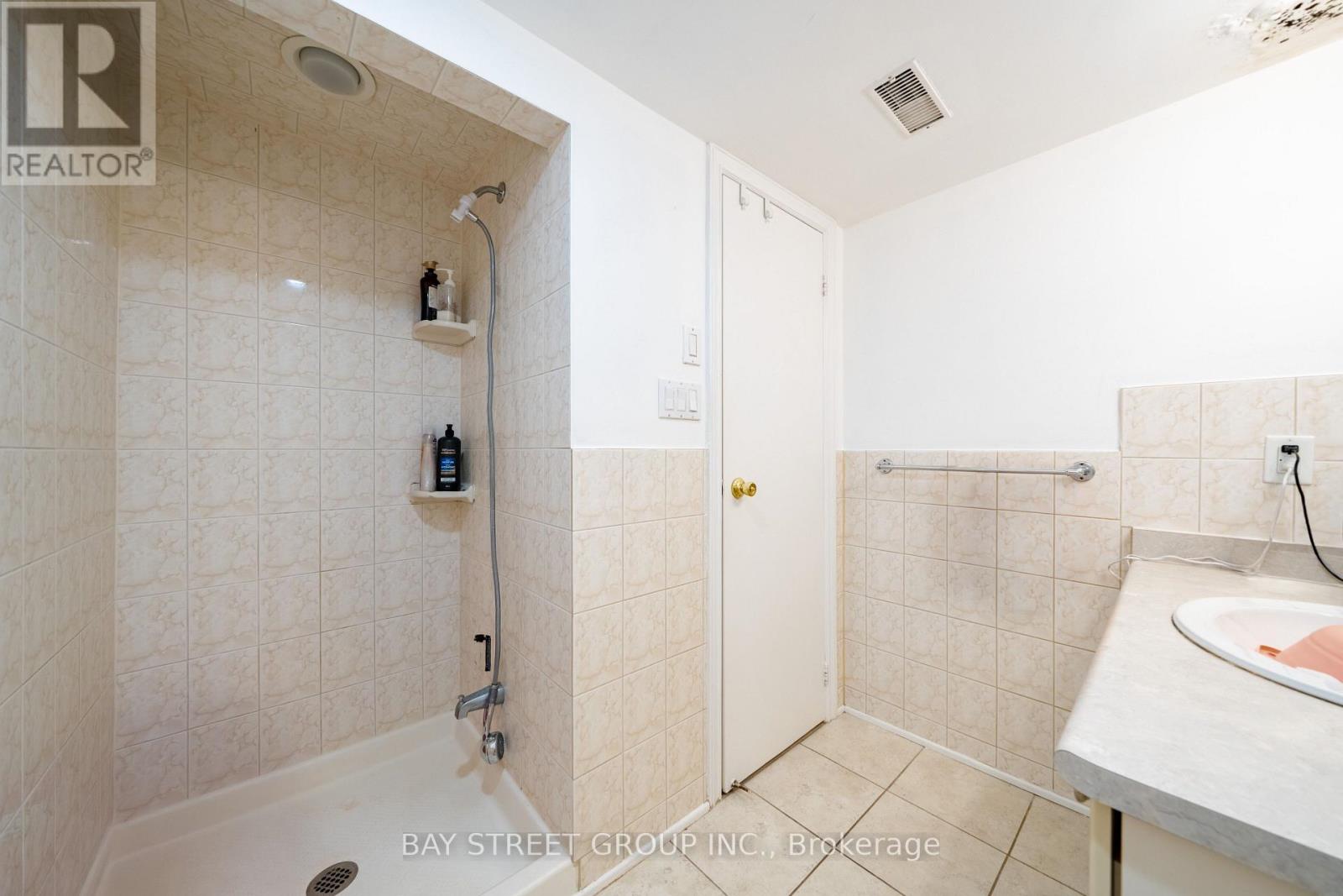 32 Alanadale Avenue, Markham, Ontario  L3P 1S3 - Photo 34 - N13643084