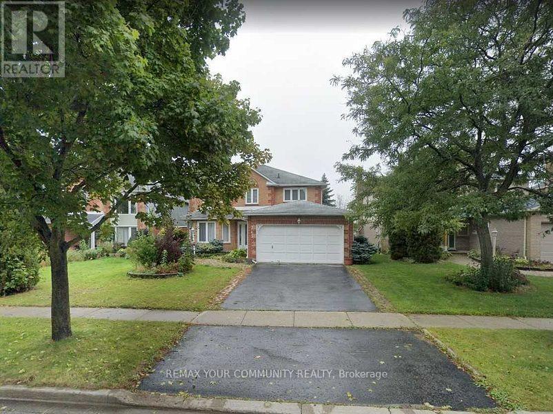 243 GLENWAY CIRCLE, Newmarket, Ontario