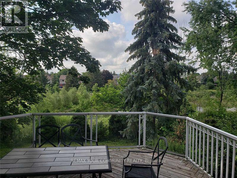 243 Glenway Circle, Newmarket, Ontario  L3Y 7S6 - Photo 11 - N13643110