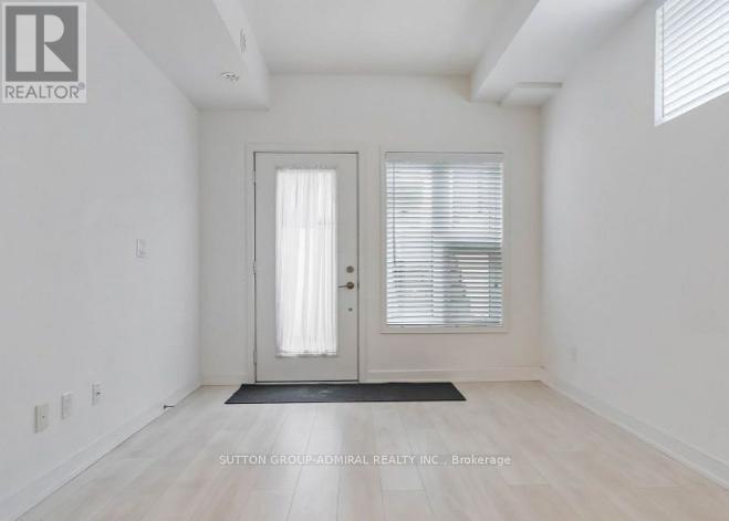 817 - 1133 Cooke Boulevard N, Burlington, Ontario  L7T 4A8 - Photo 4 - W13643078