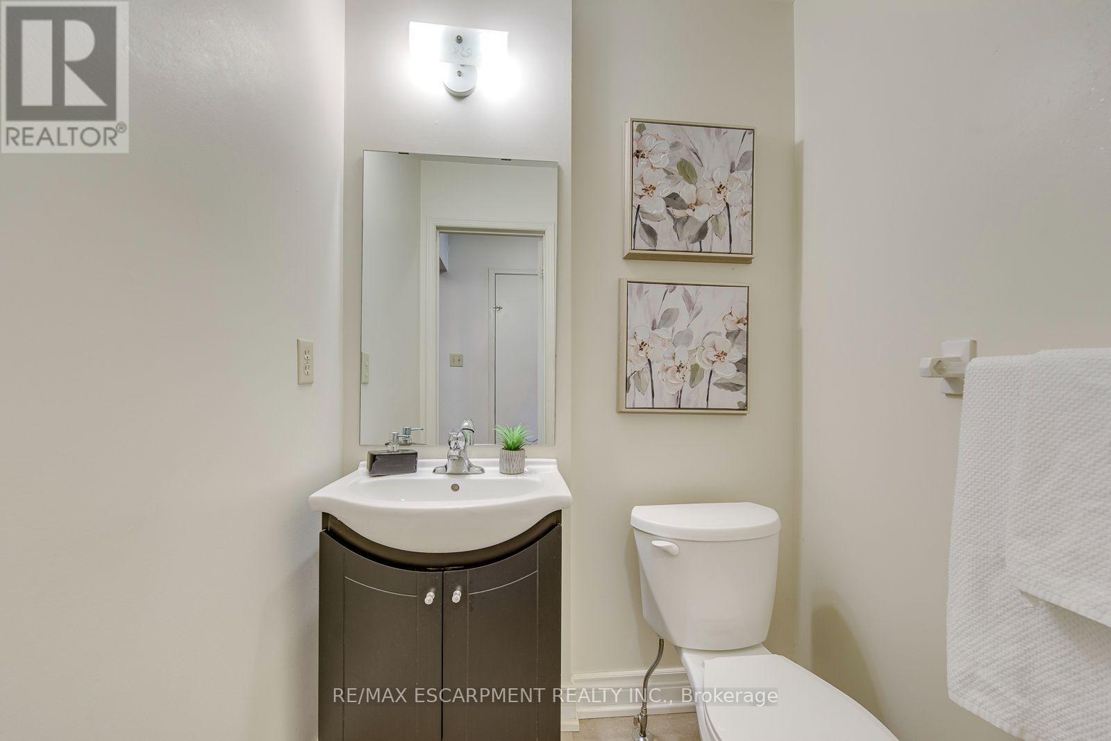 2442 Wynten Way, Oakville, Ontario  L6J 7K9 - Photo 18 - W13643108