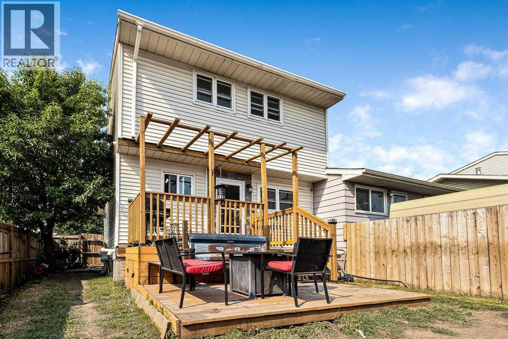 44 Falwood Crescent NE, Calgary, Alberta  T3J 1E3 - Photo 30 - A2332232