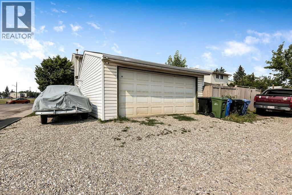 44 Falwood Crescent NE, Calgary, Alberta  T3J 1E3 - Photo 34 - A2332232