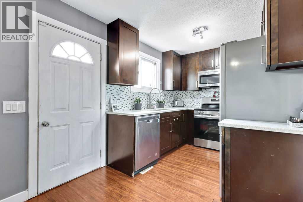 44 Falwood Crescent NE, Calgary, Alberta  T3J 1E3 - Photo 11 - A2332232