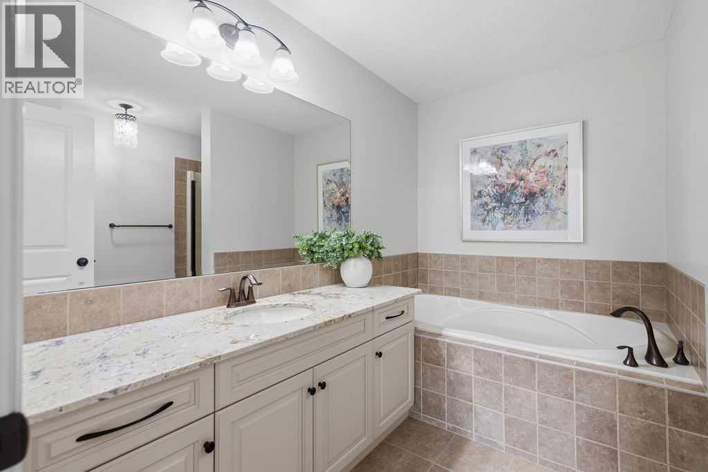 2630 Mclean Avenue SW, Calgary, Alberta  T3E 1V2 - Photo 21 - A2334253
