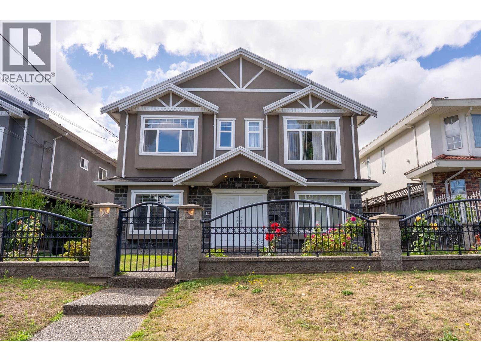 3796 PRICE STREET, Burnaby, British Columbia