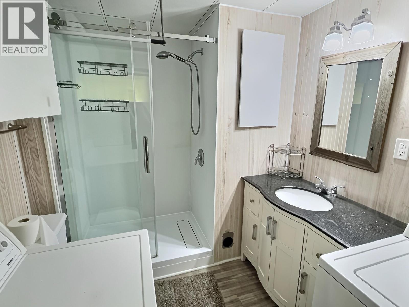 5399 Shelly Drive, Kamloops, British Columbia  V2C 5A7 - Photo 17 - 10396372