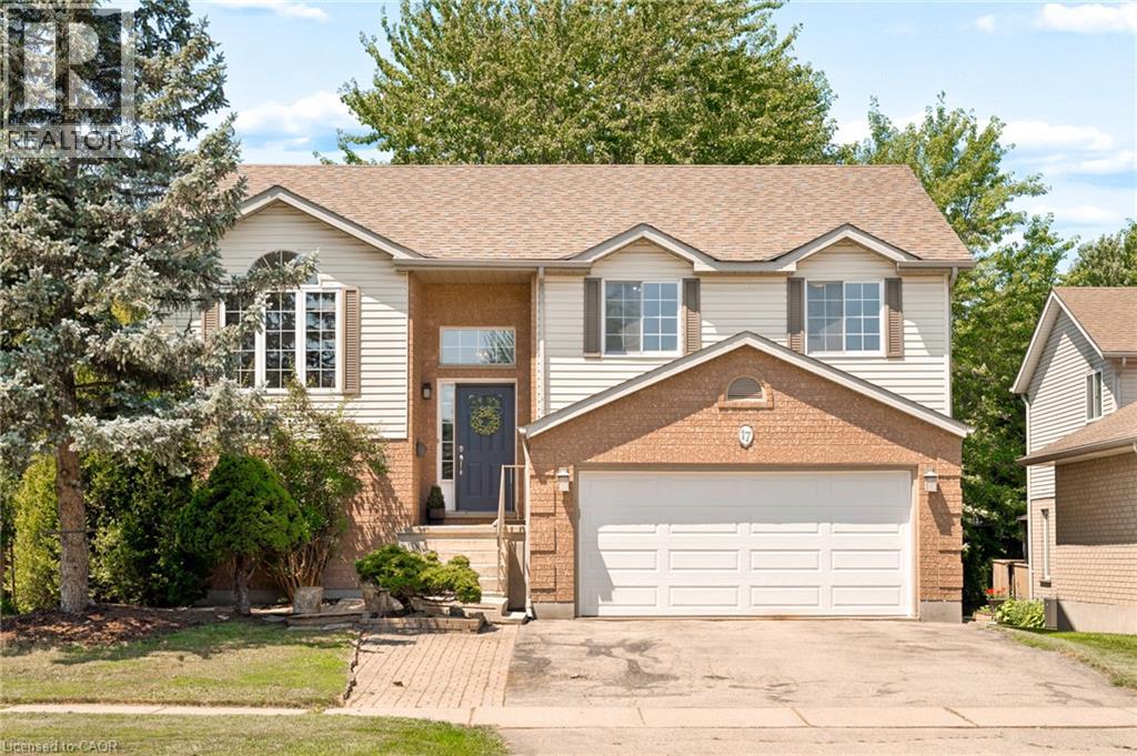 17 MCLACHLAN Place, Guelph, Ontario
