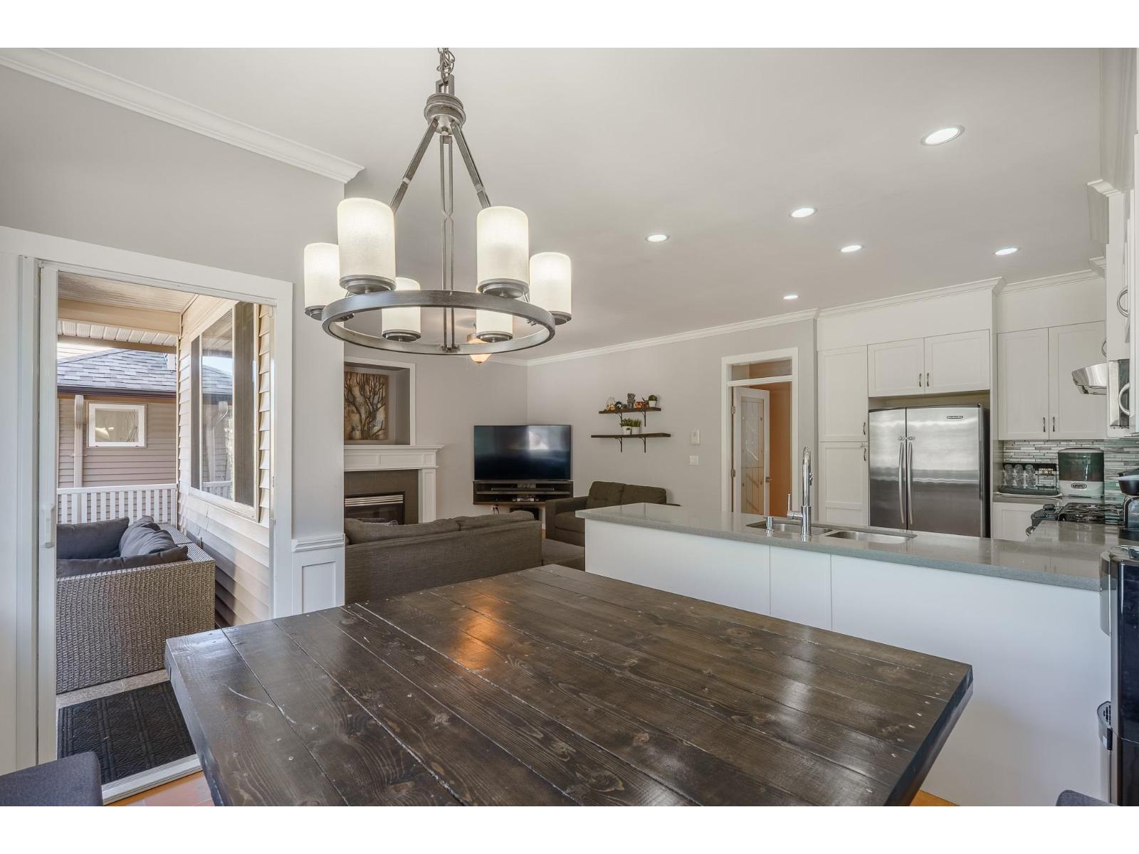 14775 59a Avenue, Surrey, British Columbia  V3S 0R6 - Photo 10 - R3153227