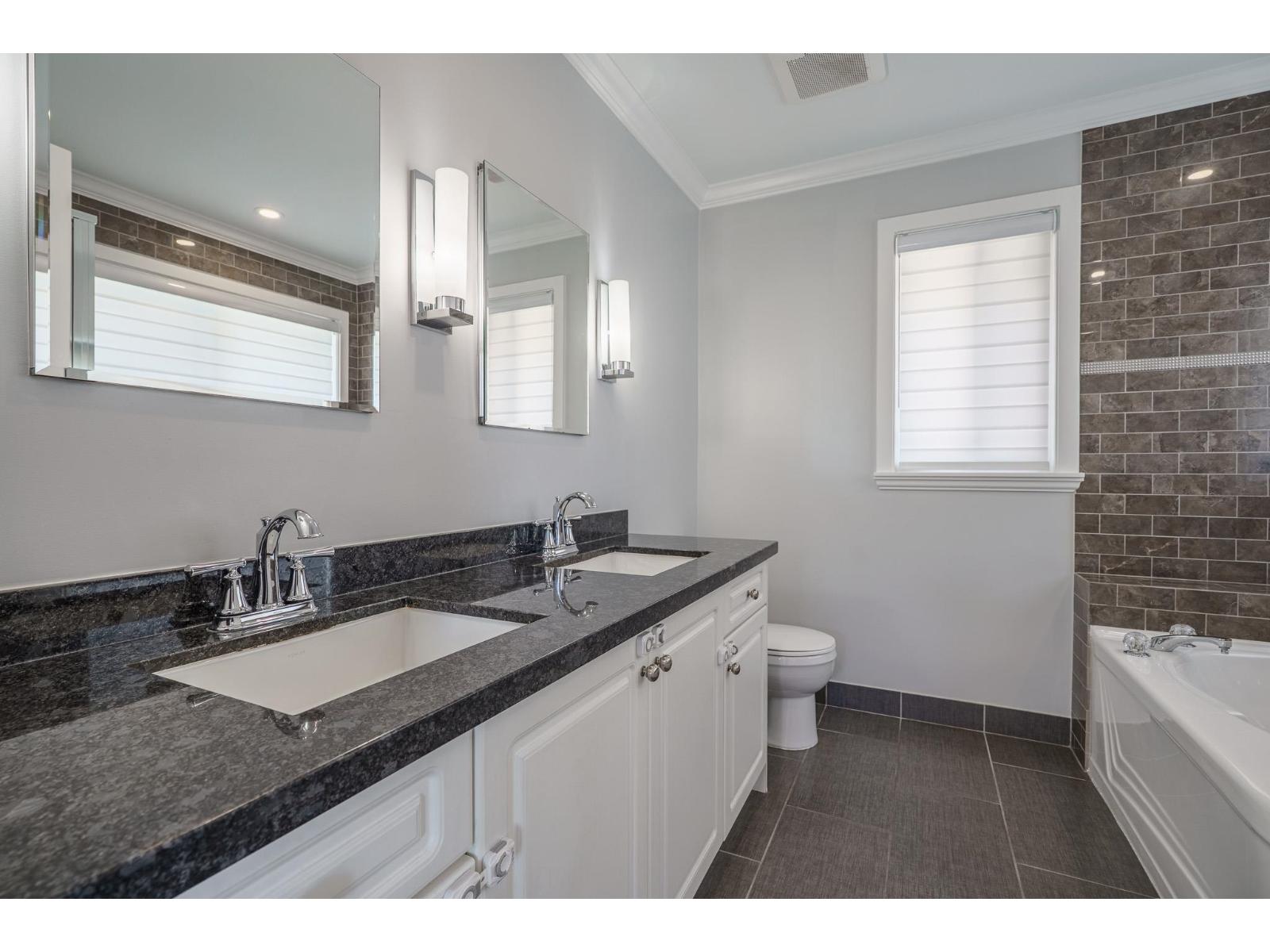 14775 59a Avenue, Surrey, British Columbia  V3S 0R6 - Photo 18 - R3153227