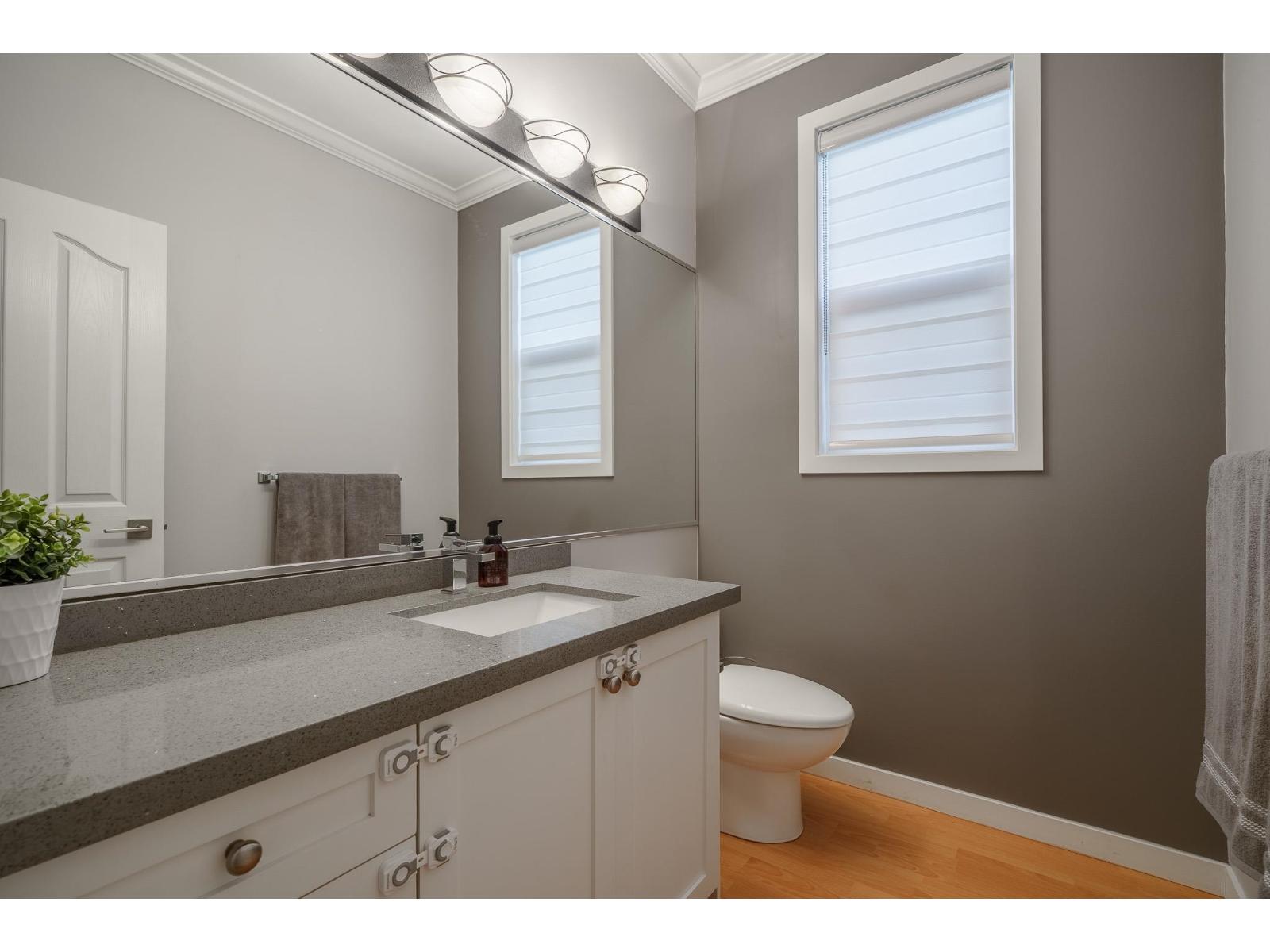 14775 59a Avenue, Surrey, British Columbia  V3S 0R6 - Photo 11 - R3153227