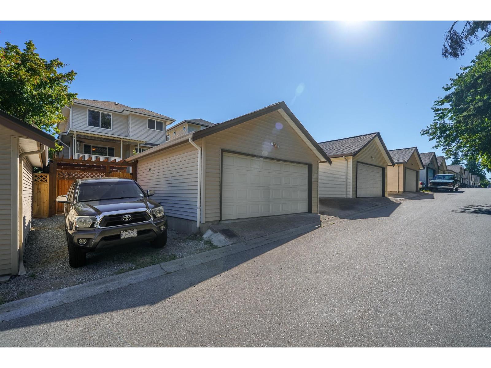 14775 59a Avenue, Surrey, British Columbia  V3S 0R6 - Photo 34 - R3153227