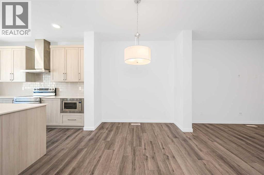 399 Magnolia Drive SE, Calgary, Alberta  T3M 3M4 - Photo 9 - A2331310