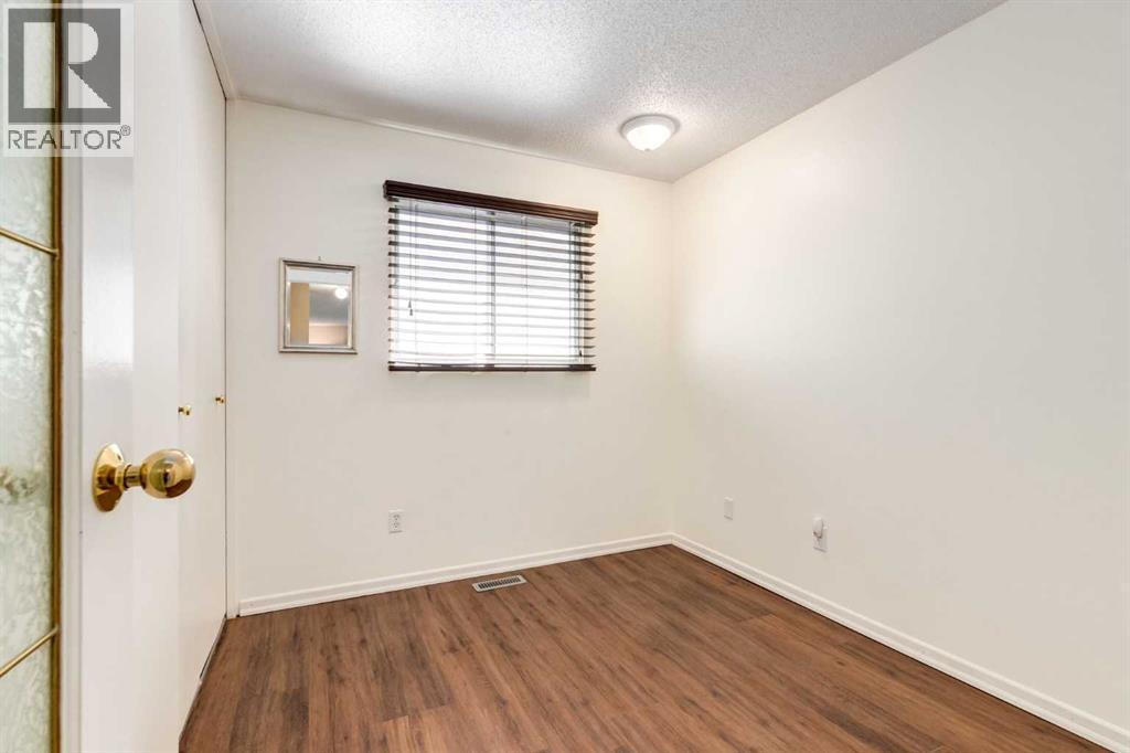 2512 106 Avenue SW, Calgary, Alberta  T2W 2H9 - Photo 15 - A2335121